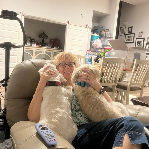 Meet your Posher, Tamara - Picture 3 of 5